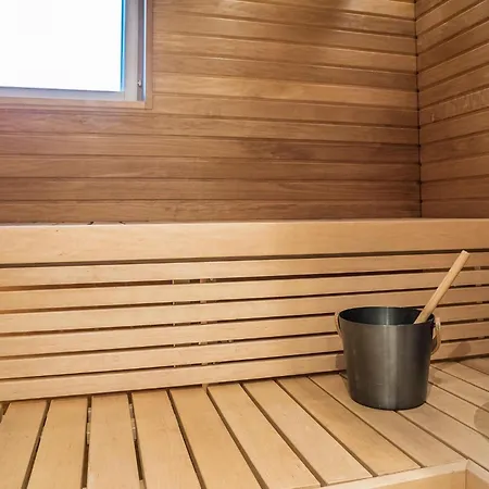 Luxurious And Bright With Sauna And Close To Ski Slopes- If You Want To Book, Please Contact On Wh-ats-app - 0034-635-518-216 !!!! Kittilä