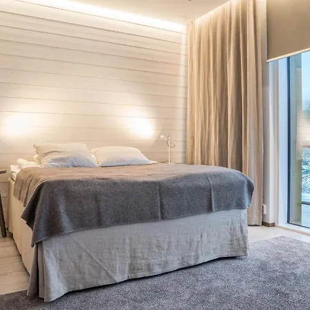 Luxurious And Bright With Sauna And Close To Ski Slopes- If You Want To Book, Please Contact On Wh-ats-app - 0034-635-518-216 !!!! Apartman